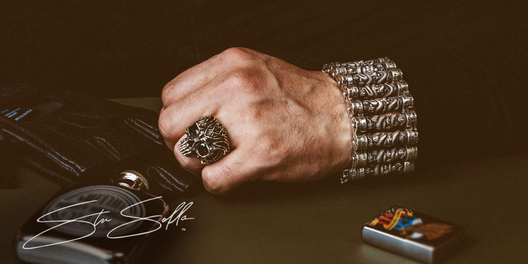 Mens-Photo-with-Bracelet-and-Skull-Knocker-ring-1600x800